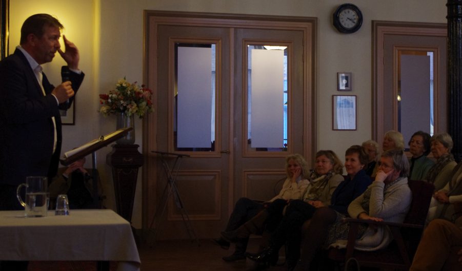 Hans Maarten van den Brink: toch nog terug naar Oegstgeest – Deventer