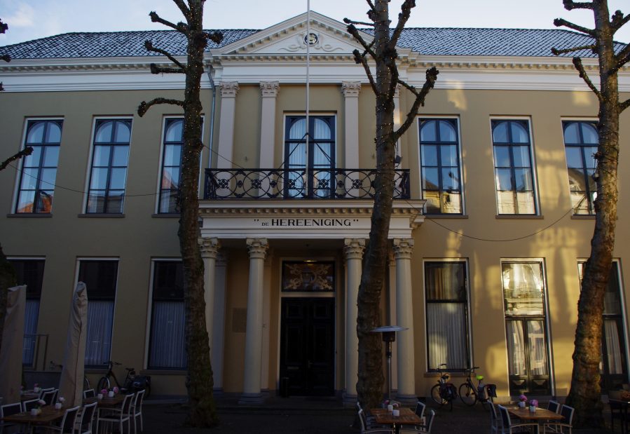 Hans Maarten van den Brink: toch nog terug naar Oegstgeest – Deventer